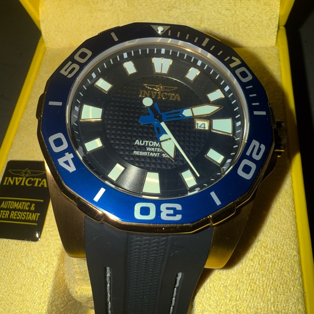Invicta Gold and Blue Men's Watch - Picture 2 of 5